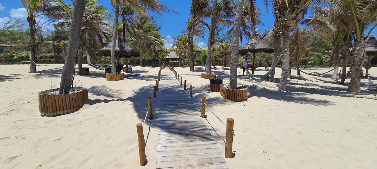 Paraiso Frente Mar!! 04 Pessoas-Pe Na Areia Vg Sun Cumbuco-Hidro, Sauna, Academia, Piscina,Cozinha Completa, Wifi, Parquinho Infantil Bagian luar foto